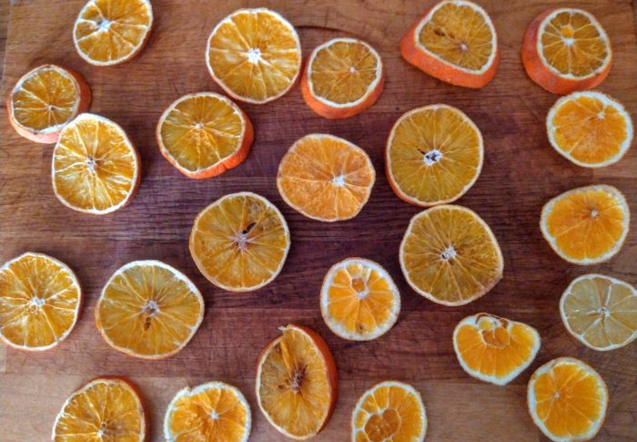 Easy DIY Dried Orange Slices